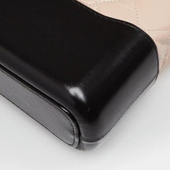 Chanel Beige/Black Quilted Leather Medium Gabrielle Hobo Bag - Picture 4 of 11